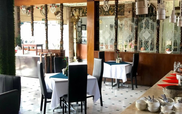Inn Galerias Hotel