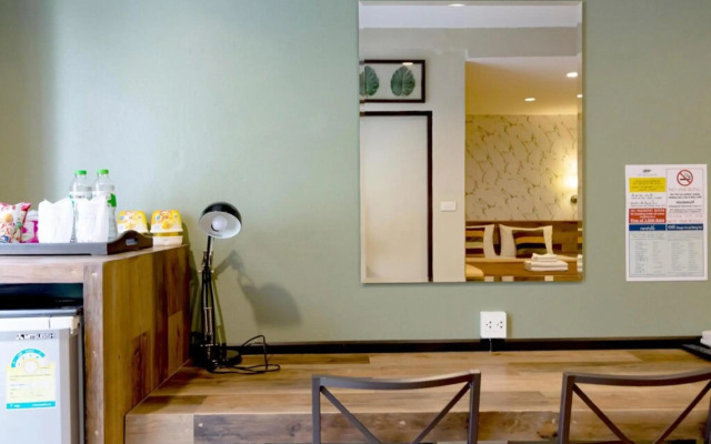 The Palm Hotel