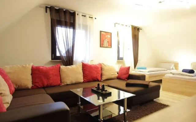 NICE ONE Frauenaurach