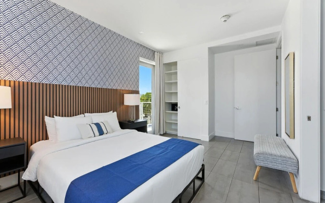 South Beach Stylish 2BR Retreat
