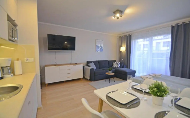 Apartamenty Bryza - Debina