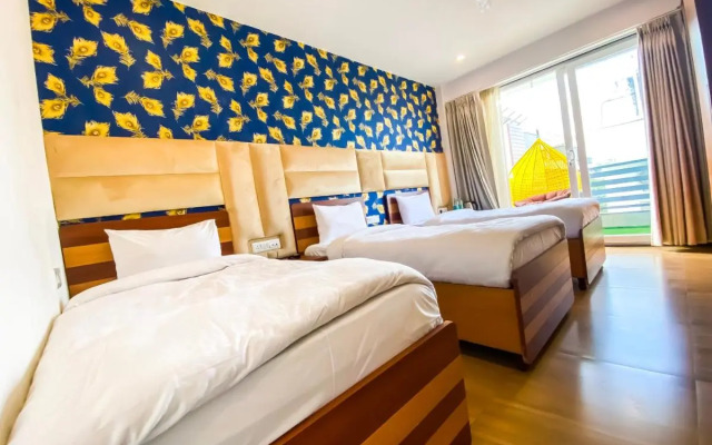 Sky Suites Huda City Center