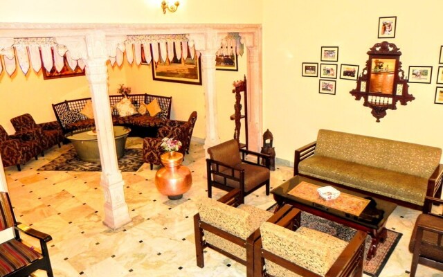 Hotel Kishan Kunj