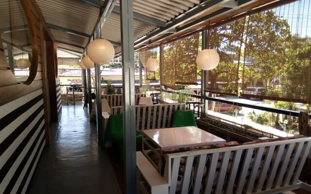 Tuanis B&B Tamarindo