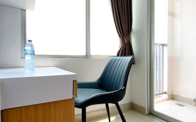 Nice And Comfy Studio At Enviro Apartment