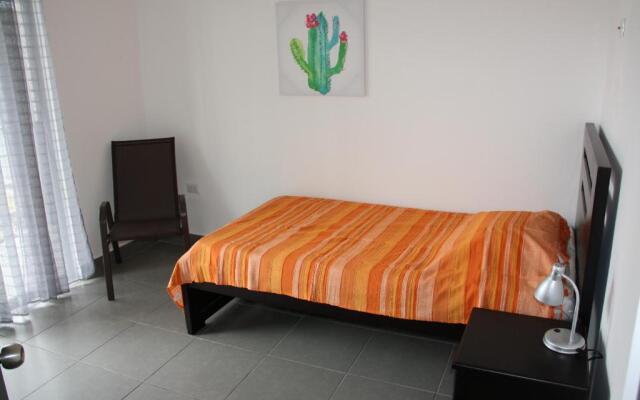 Apartamentos La Alborada