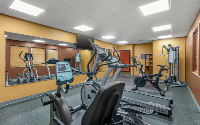 Best Western Plus Hiawatha Hotel