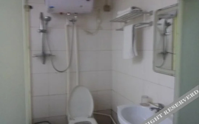 Dechun 98 Express Hostel