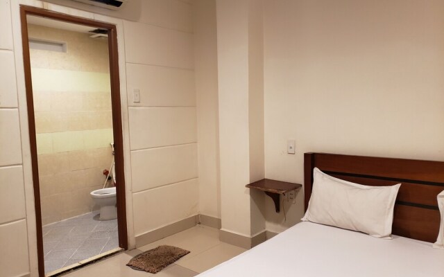 Hoa My Hotel by OYO Rooms