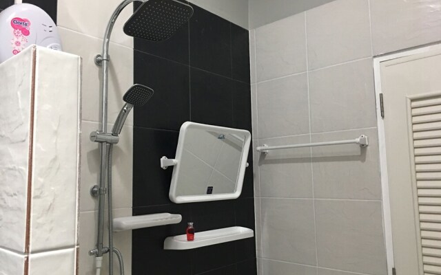 Baan Sangchan Kangkrachan