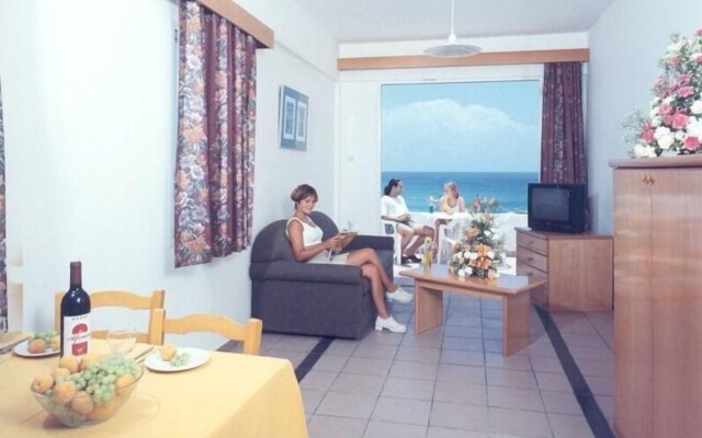 Corallia Beach Hotel Apartments