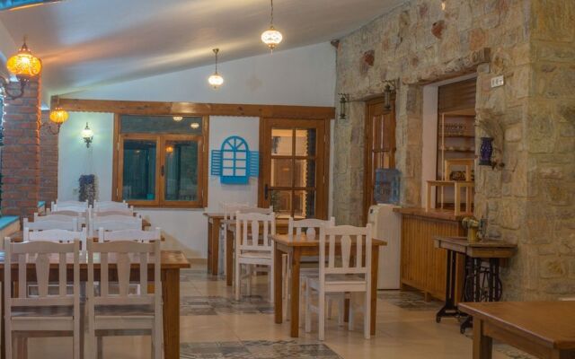Ekinoks Otel
