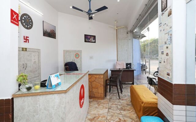 OYO 10610 Anand Guest House