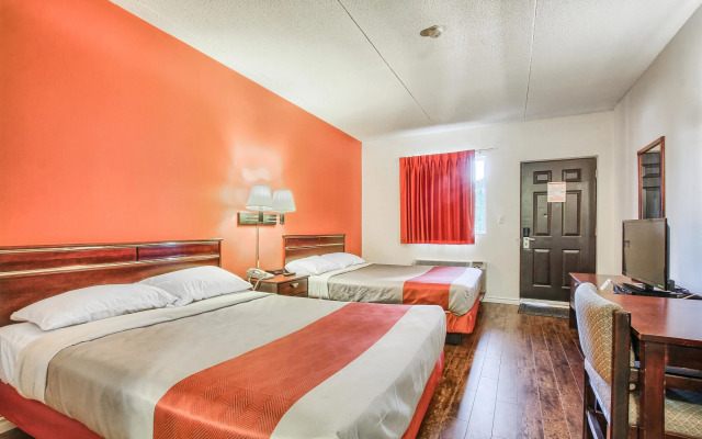 Motel 6 Windsor, ON