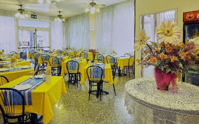 Hotel Rina
