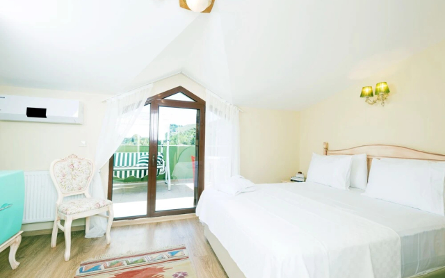 Belizi Hotel