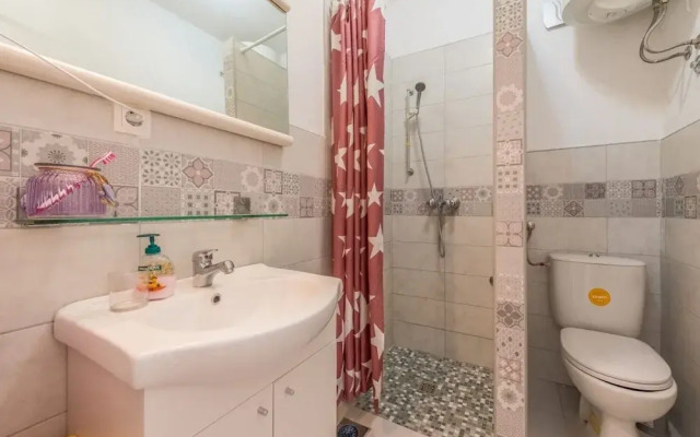 Branko - 60m From the Beach - SA1