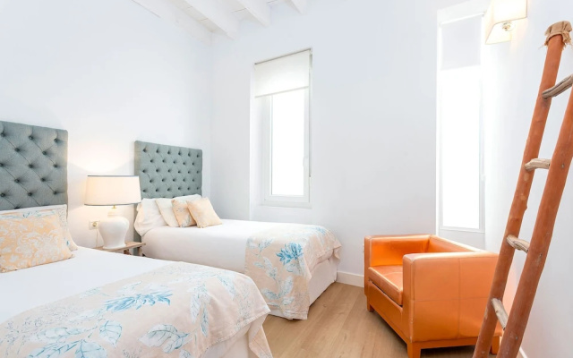 Genteel Home Julio Cesar