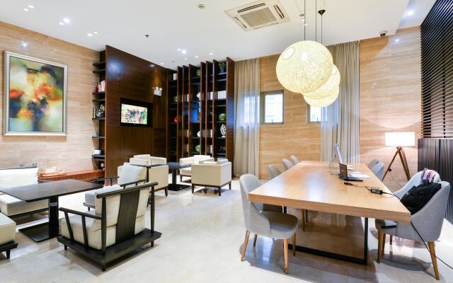 JI Hotel Shanghai Jingan Temple Kangding Road