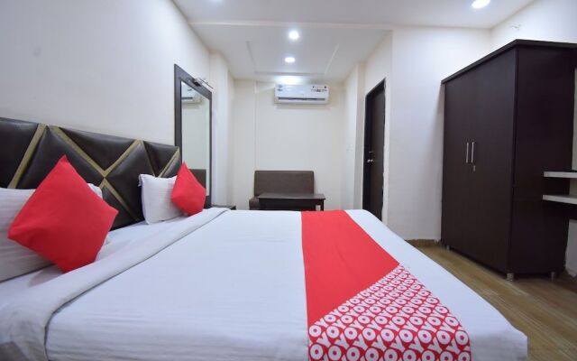 OYO 60291 Hotel Siddhi Vinayak