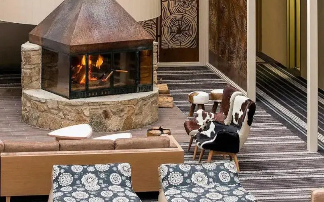 The Sebel Pinnacle Valley Resort