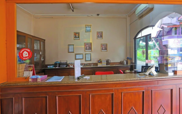 Hotel Danau Indah by OYO Rooms