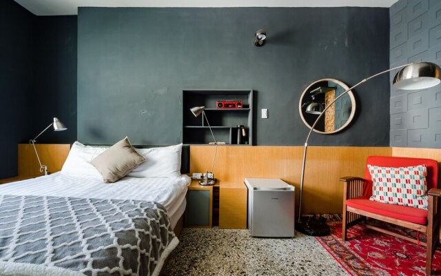 Tainan Weshare Hotel