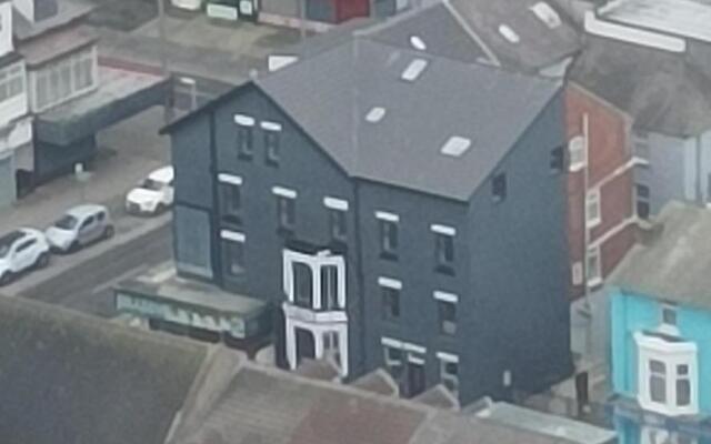 Rose James Apartments