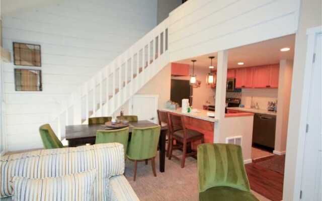 Mountain Shadows #D12 - 3 Br Townhouse