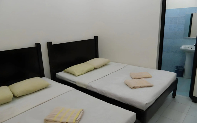 Boracay Travelodge Beach Resort