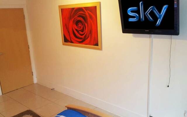 The Worsley Exclusive 2 Bed Apartment W