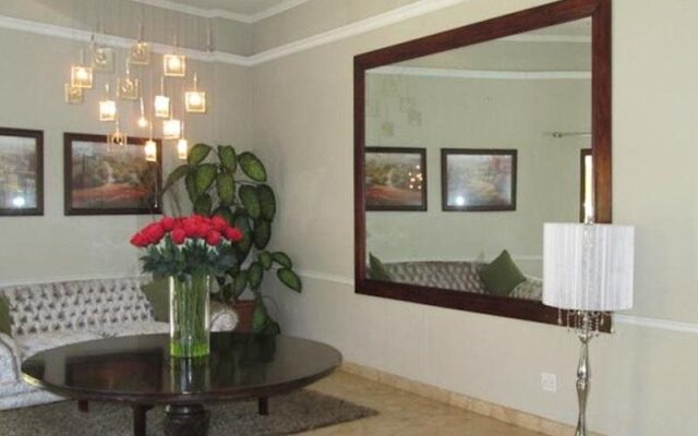 Nomndeni Celokuhle Hotel