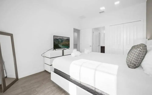 450cd-the Enclaves At Festival 5 Bedroom Townhouse