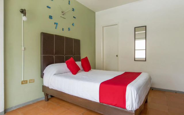 Hotel Allende 104