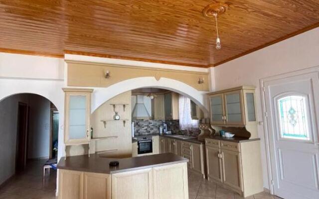 Gialos Apartment