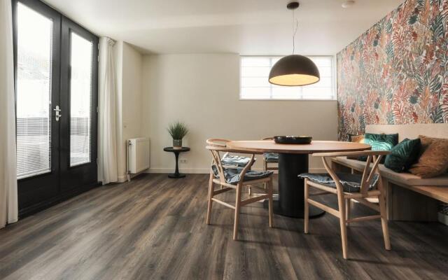 DDW74 Luxury Apartment in the centre of Domburg