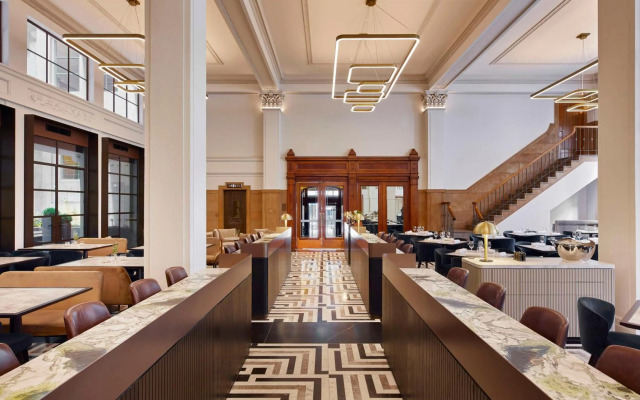 Hilton Melbourne Little Queen Street