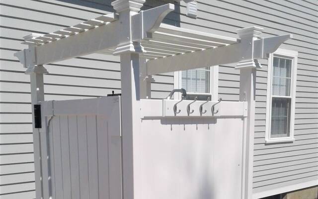 30 Bay Pine - 4 Bedroom House