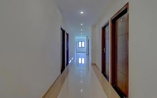 Fabhotel Shri Krishna Residency