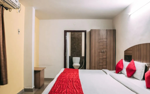 OYO 5229 Hotel Ayushman
