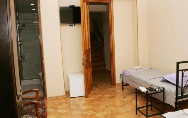 Two Towers Guest House