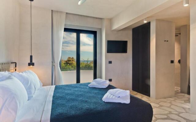 Almi Luxury Rooms