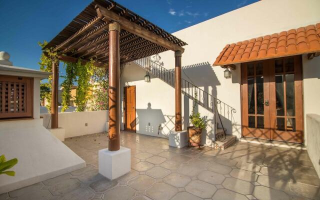 Casa De Amigos by Casago