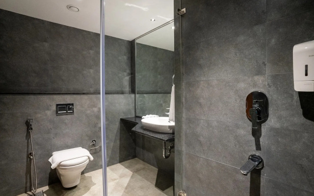 Lilac Hotel Guruvayur