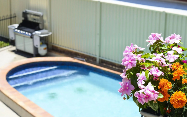 Golden Beach Motor Inn