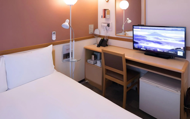 Toyoko Inn Kobe Minatogawa Koen – Guest Rooms – Kobe