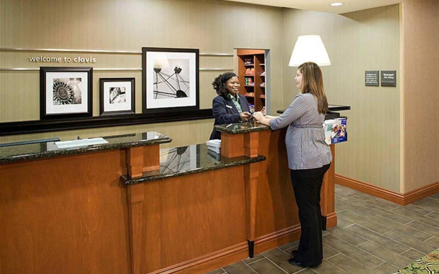 Hampton Inn & Suites Clovis-Airport North