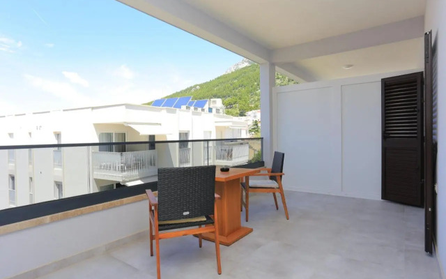 Apartments with a parking space Baska Voda, Makarska - 6773
