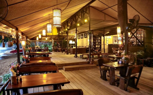 Amber Sands Beach Resort