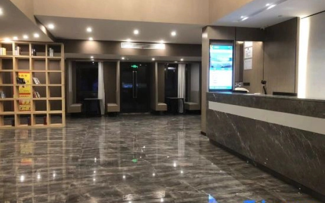 Yaqi Hotel (Ningbo Beilun Meishan Island)